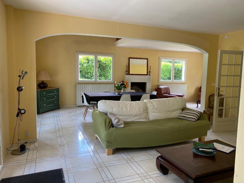 Villa - Coulommiers - Parcs Des Felins - Provins Beautheil-Saints Εξωτερικό φωτογραφία